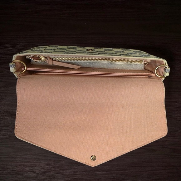 Louis Vuitton Felicie Pochette Damier Azur Excellent Condition❗️Missing chain - Picture 5 of 9